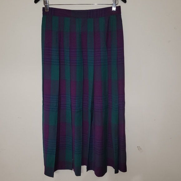 100% virgin wool skirt - Picture 3 of 6